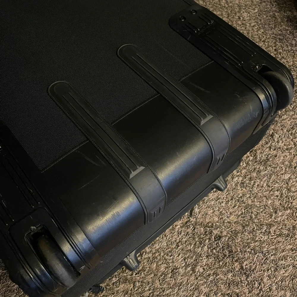 Tumi black soft
